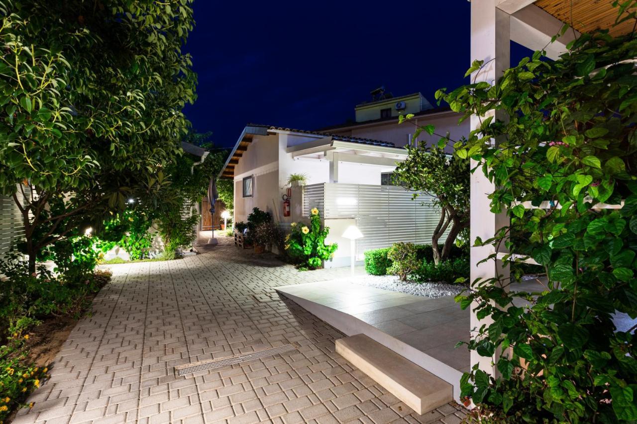 Angelsa Casa Vacanze Marina di Modica Buitenkant foto